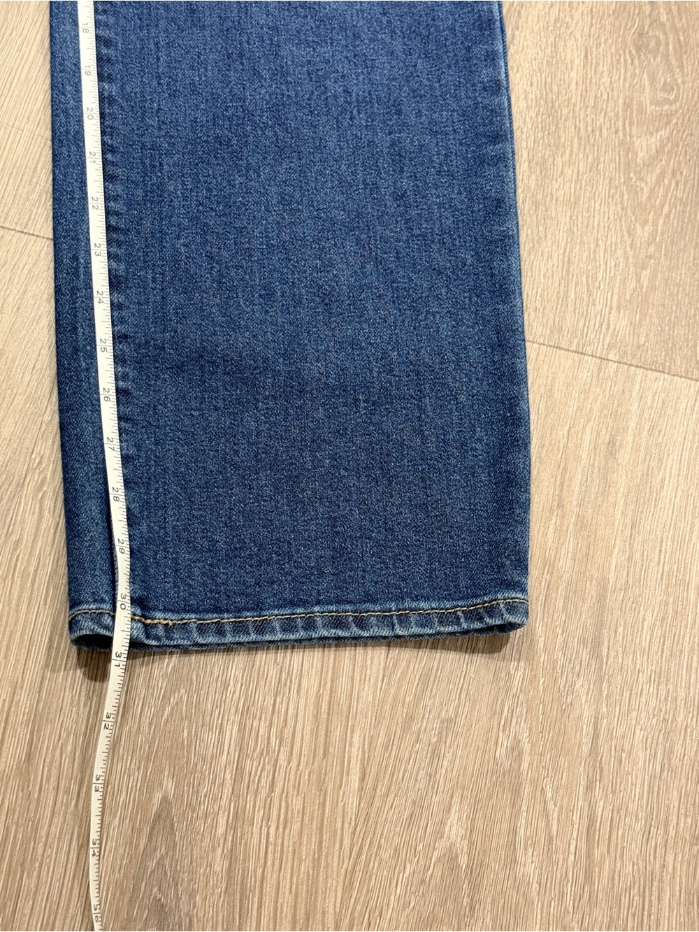 Seven7 Women’s Medium Blue Loose Straight Denim Jeans Size 4 - Picture 9 of 11